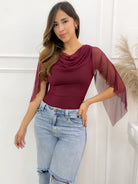 Tela en mesh elástica - no aprieta y se adapta al cuerpo 