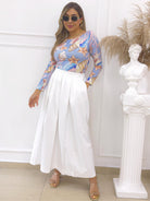 Falda midi blanca para mujer con pliegues elegantes