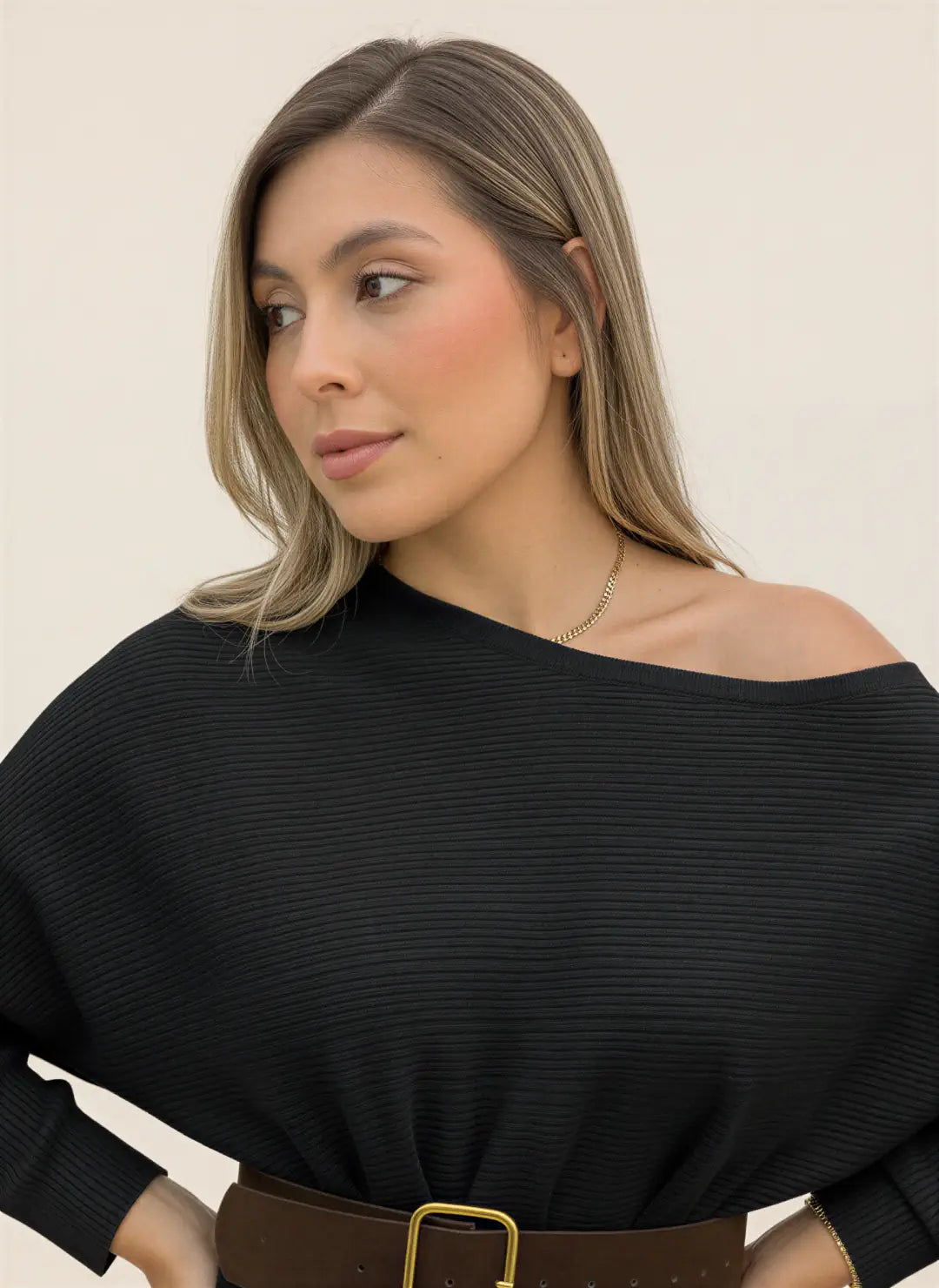BLUSA TEJIDA DENIS NEGRA - Tienda Coral