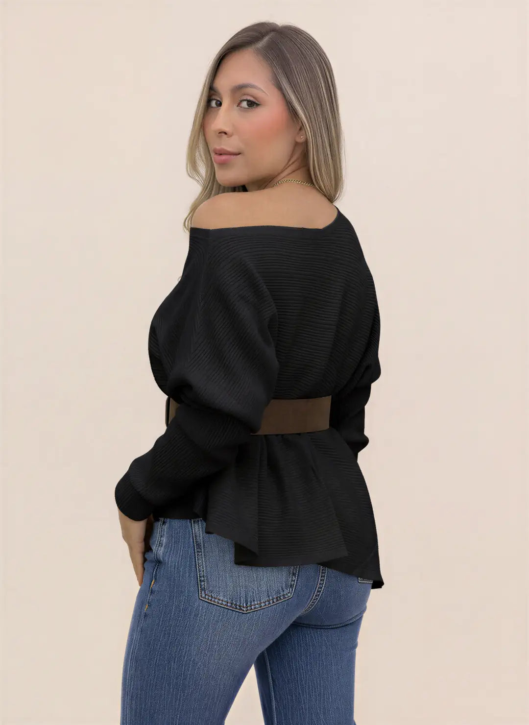 BLUSA TEJIDA DENIS NEGRA - Tienda Coral